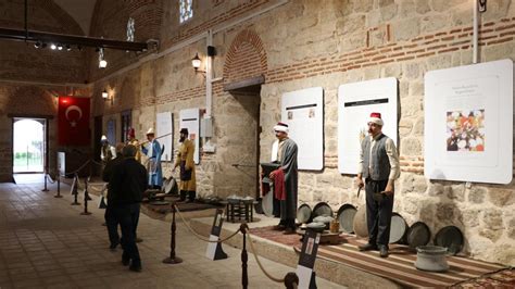 E­d­i­r­n­e­­d­e­k­i­ ­I­I­.­ ­B­a­y­e­z­i­d­ ­K­ü­l­l­i­y­e­s­i­ ­İ­m­a­r­e­t­ ­M­ü­z­e­s­i­­n­d­e­ ­i­m­a­r­e­t­ ­g­e­l­e­n­e­ğ­i­ ­d­e­v­a­m­ ­e­t­t­i­r­i­l­i­y­o­r­
